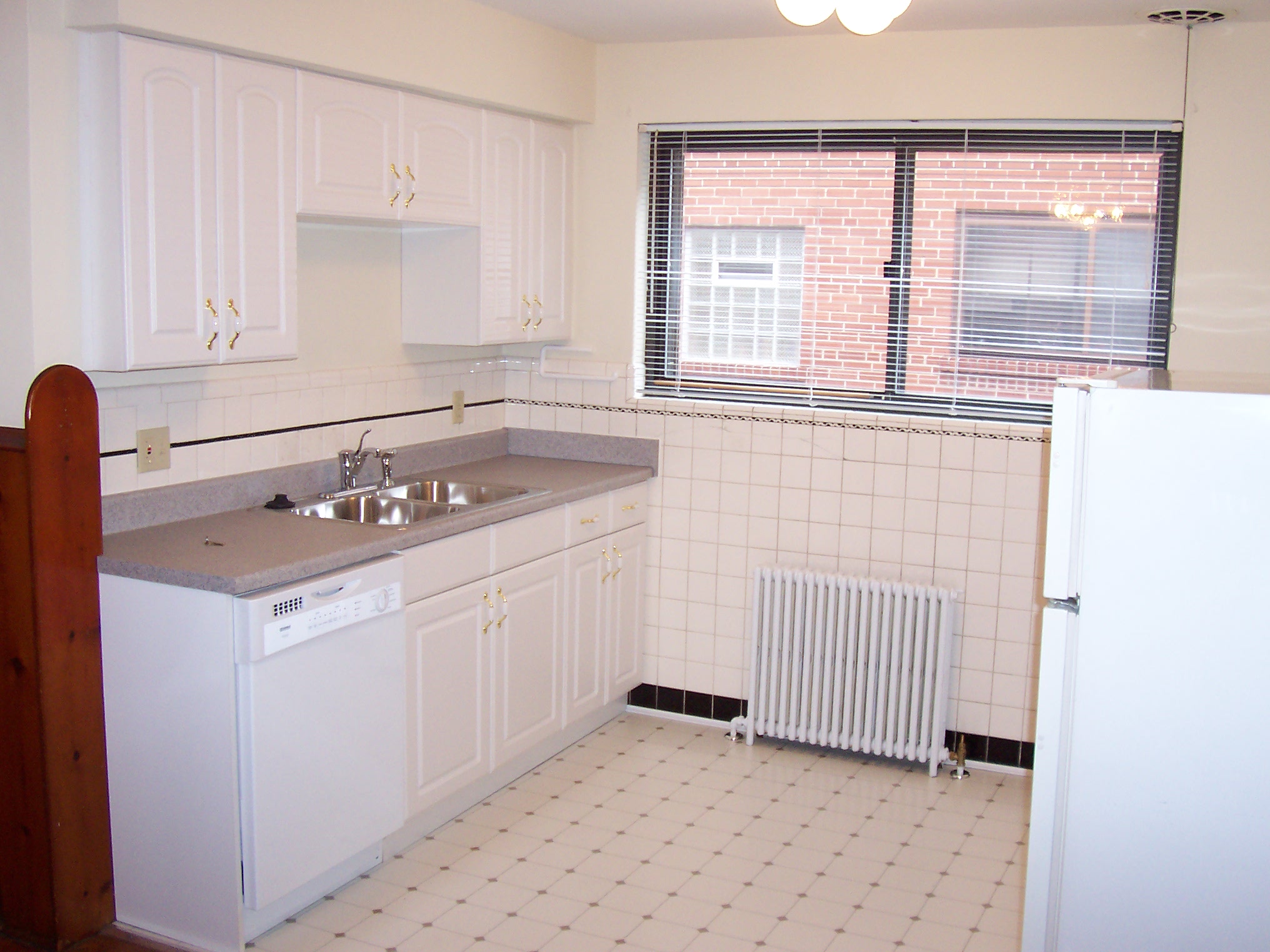111 Glenmary Ave Apt 2